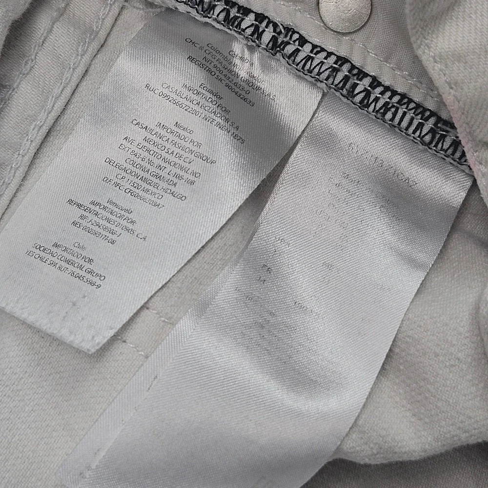 Armani Exchange Slim Fit Jeans Mens 34R Off White Distressed‎ Ripped Streetwear